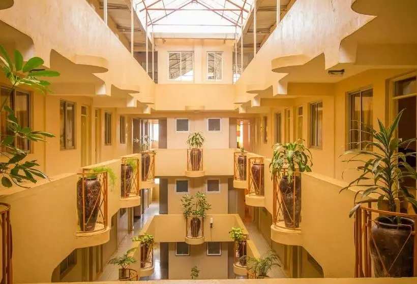 Eland Safari Hotel Nyeri