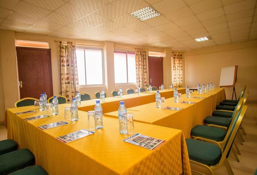 Eland Safari Hotel Nyeri