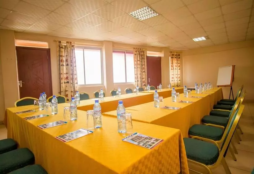 Eland Safari Hotel Nyeri