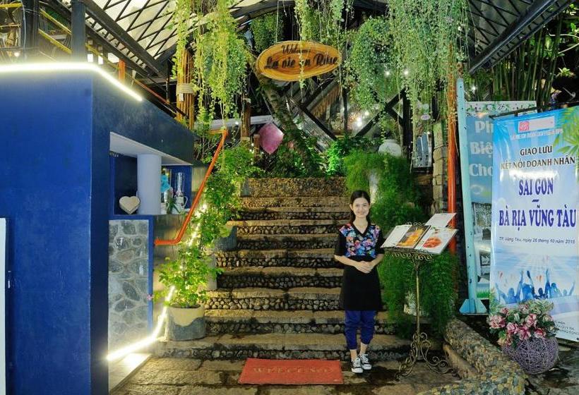 هتل Lavie En Rose Coffee, Spa & Villas