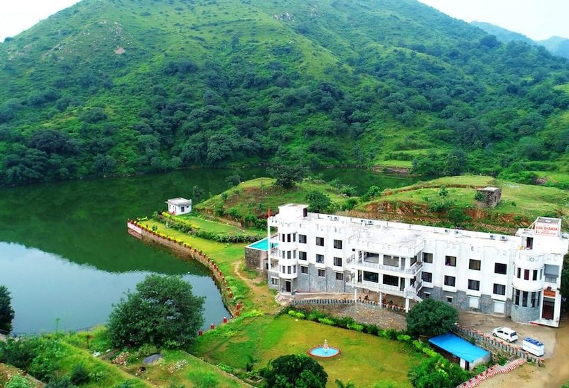 ホテル Rang Bhawan Inn  A Lake View
