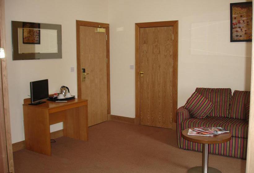 פונדק Aberdeen House