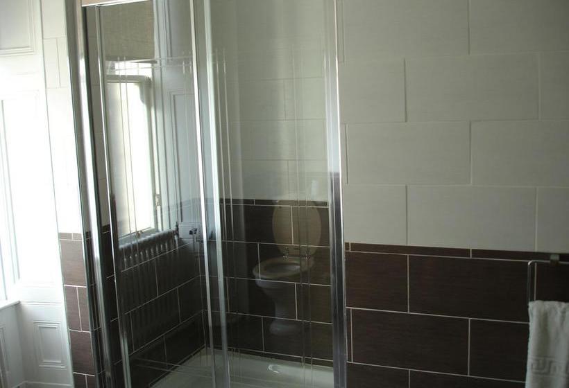 פונדק Aberdeen House