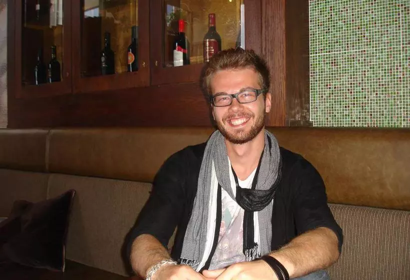 مسافرخانه Aberdeen House