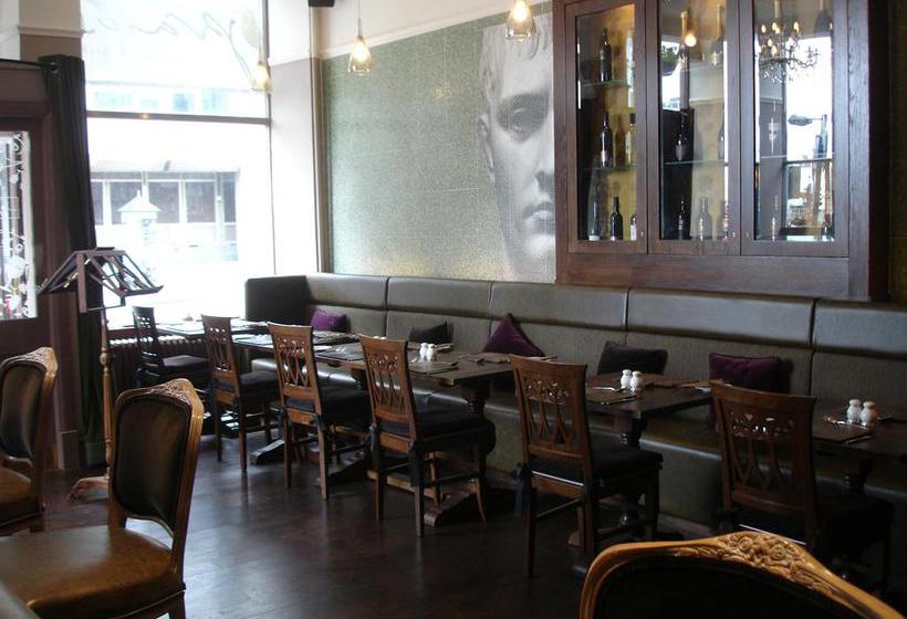 פונדק Aberdeen House