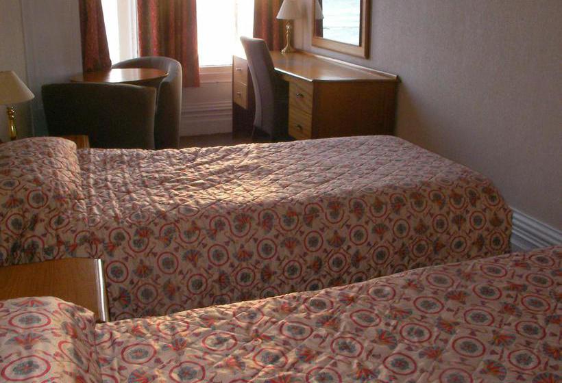 בית מלון כפרי The Hydro