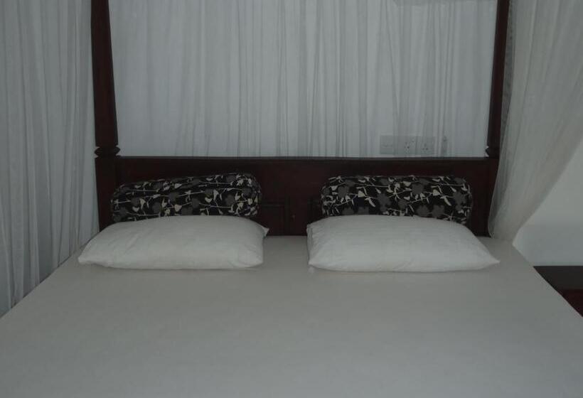 مبيت وإفطار New Jaya Villa