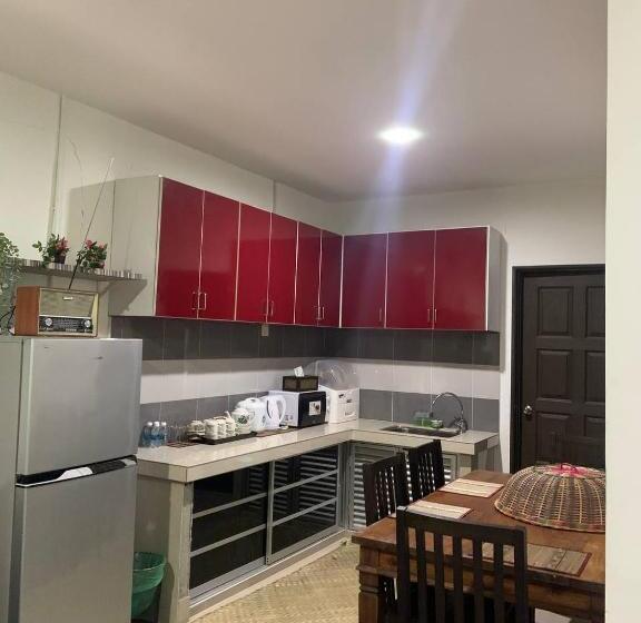 Ada Hotel & Apartment