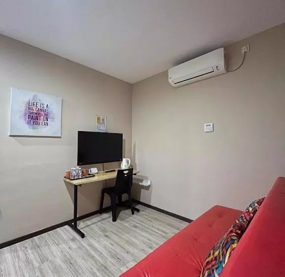 Ada Hotel & Apartment