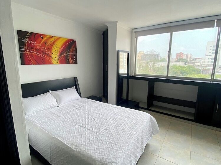 Hotel Estefanía Princess 84