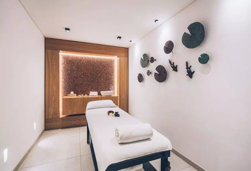 ホテル Iberostar  Selection Lisboa