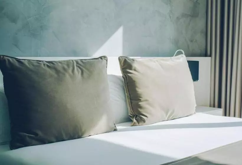 ホテル Iberostar  Selection Lisboa