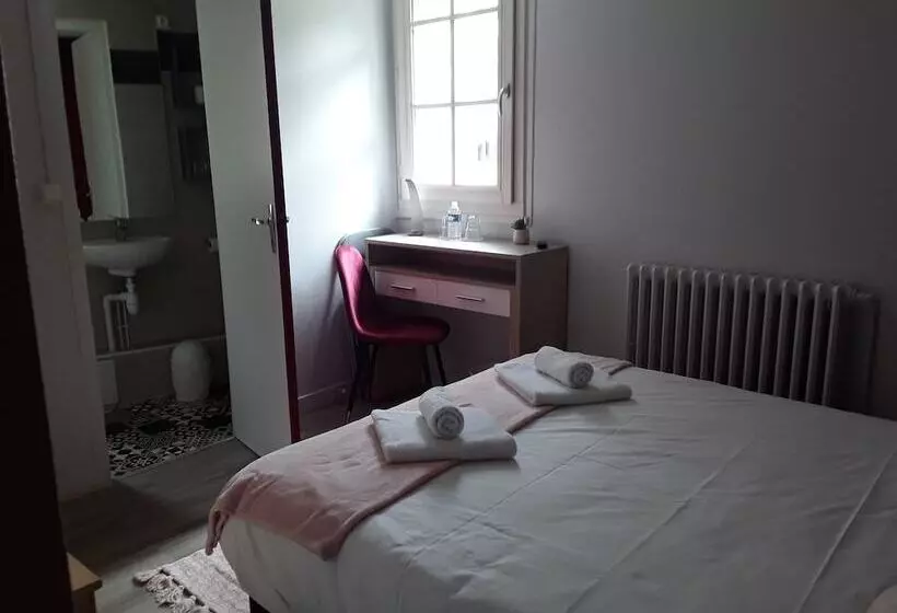 Hotelli L Hôtel Du Café Des Arts