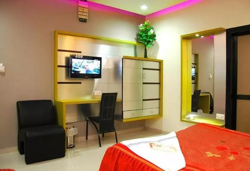 Hotel Merit