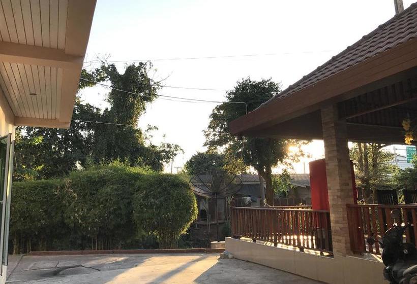 Hotelli Pongpicha Boutique House