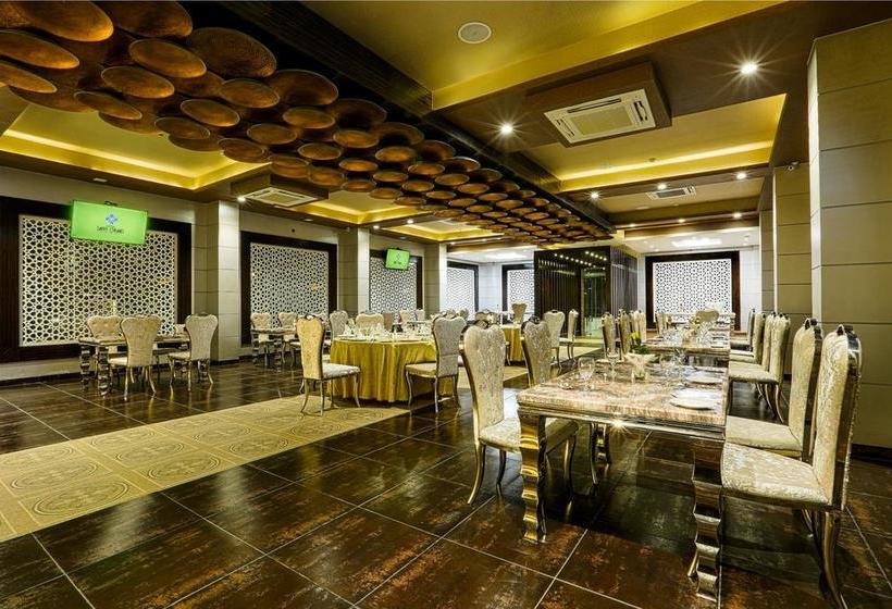 هتل Palette   Savvy Grand