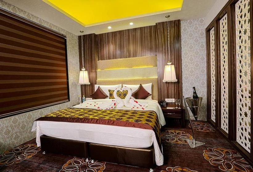 هتل Palette   Savvy Grand