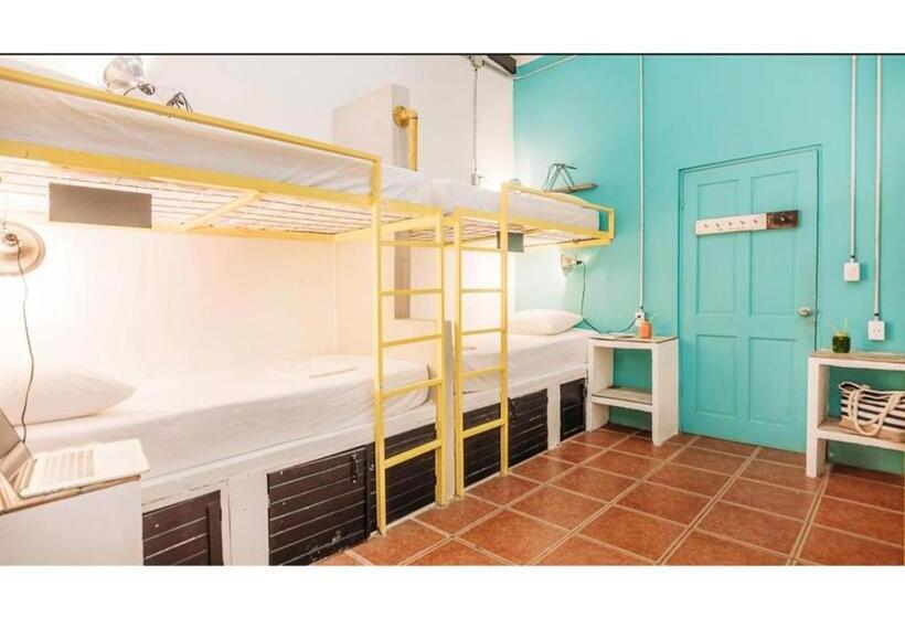 فندق Selina Santa Teresa North Hostel