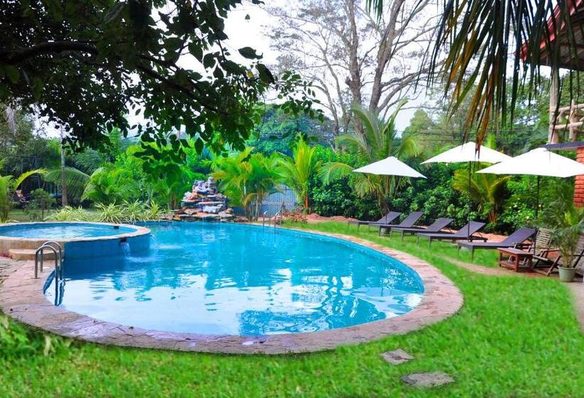 בית מלון כפרי Sigiri Heritage Villa