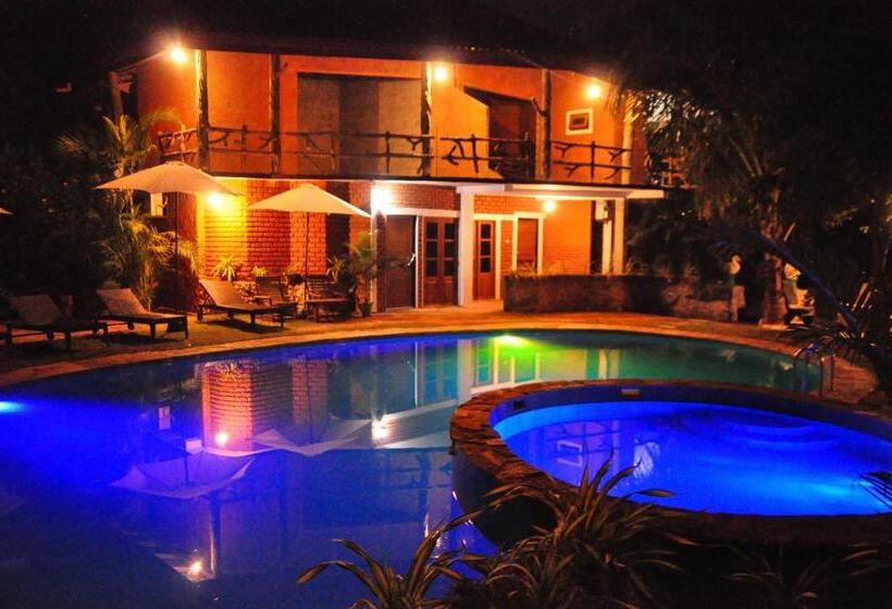 בית מלון כפרי Sigiri Heritage Villa