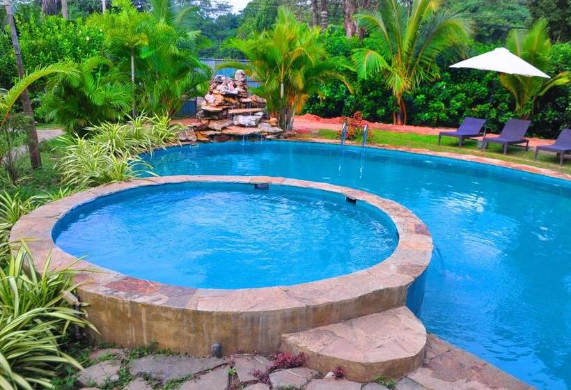 בית מלון כפרי Sigiri Heritage Villa