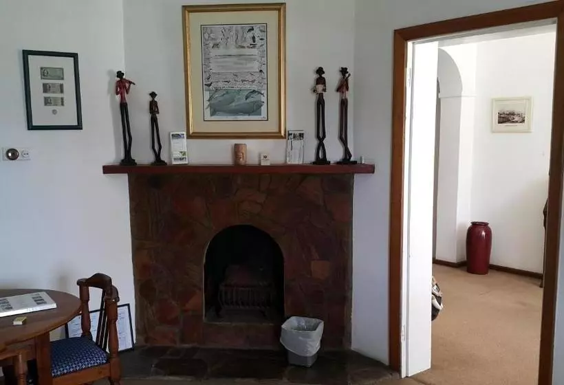 هاستل George Backpackers