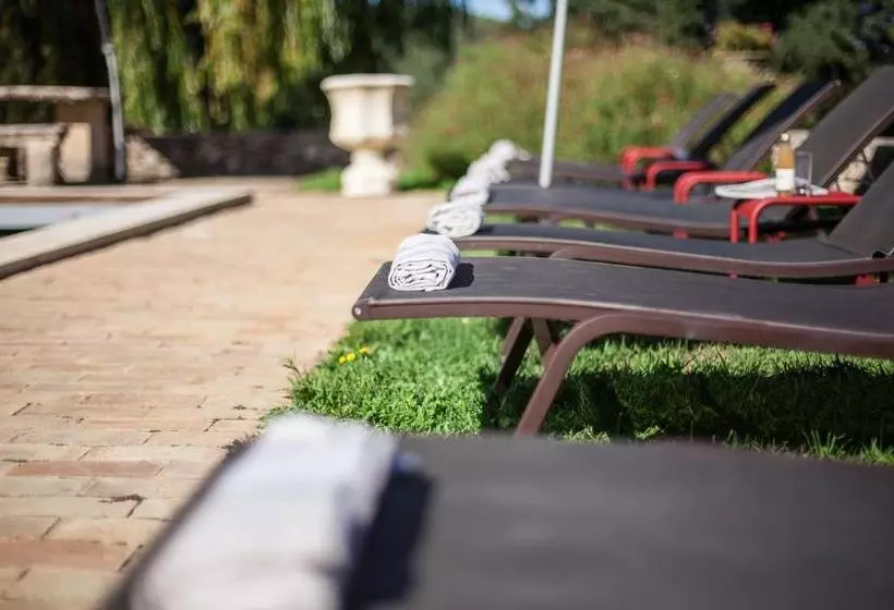 تختخواب و صبحانه Domaine De Fos