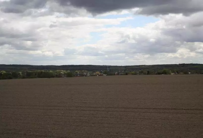 تختخواب و صبحانه Klein Amerika