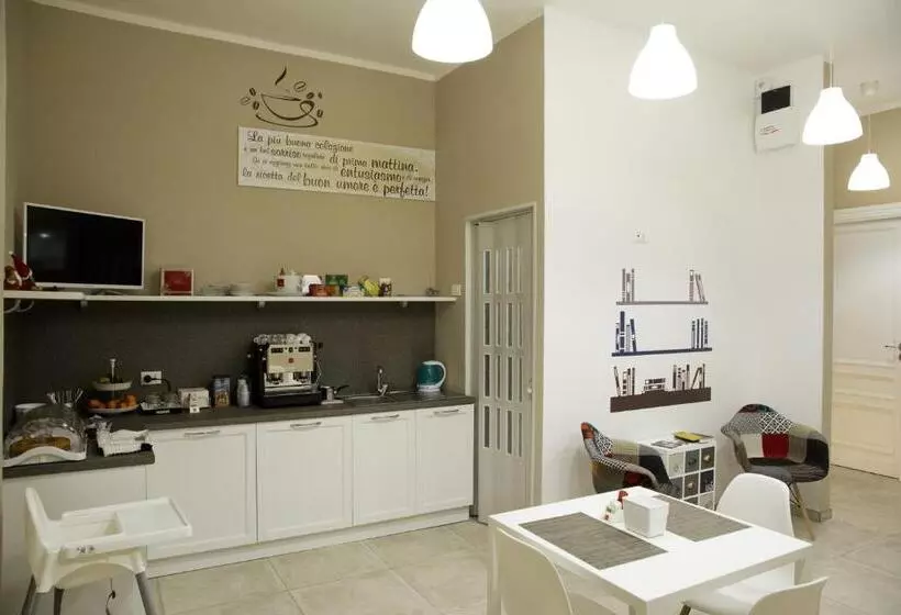 تختخواب و صبحانه Svevo