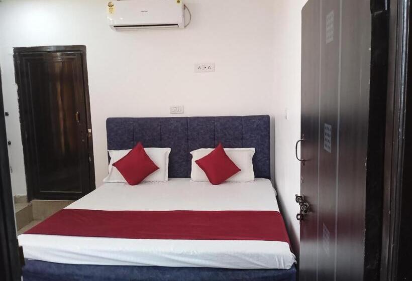 酒店 Budget Friendly Metro Regency