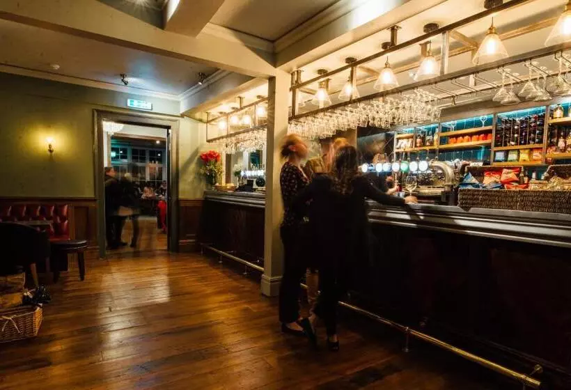 Hotelli Banyers House