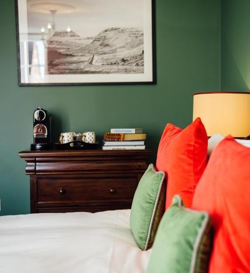 호텔 Banyers House