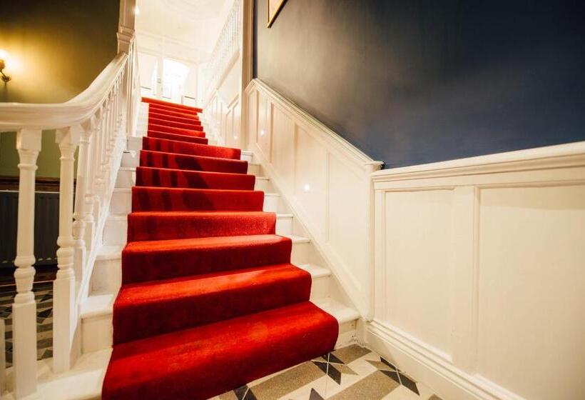 호텔 Banyers House