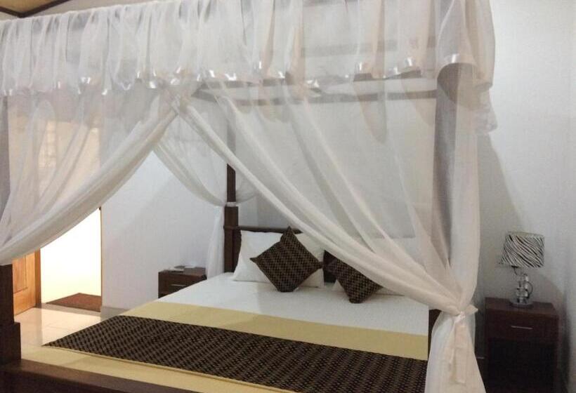 ホテル Gg Lodge Mirissa