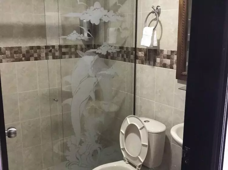 Hotelli Hollywood Paradise Zf