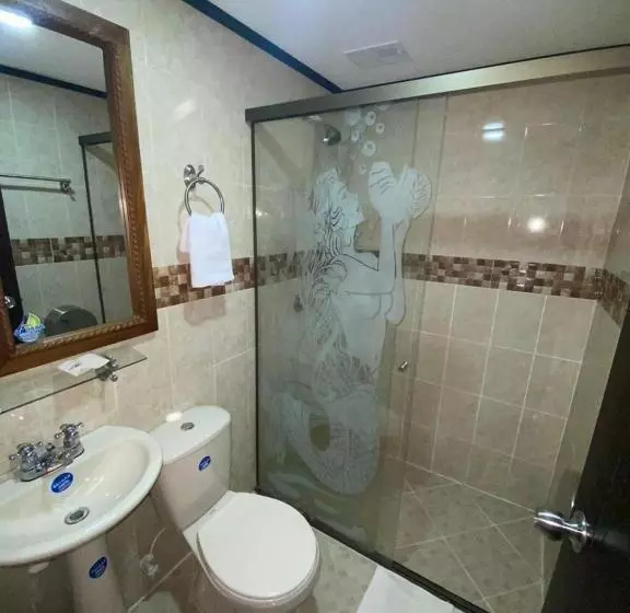 Hotelli Hollywood Paradise Zf