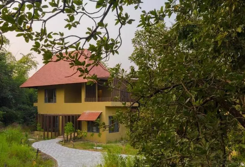 Vannraj Resort And Spa