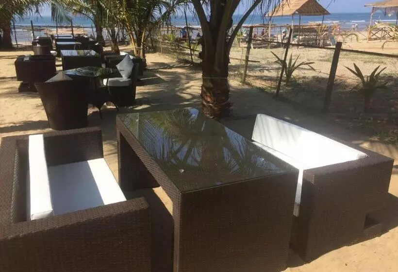 Village Susegat Beach Resort