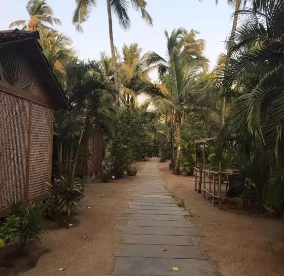 Village Susegat Beach Resort