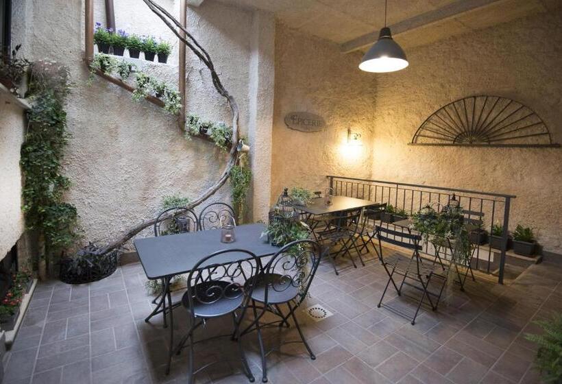 Bed and Breakfast Halex Room&food