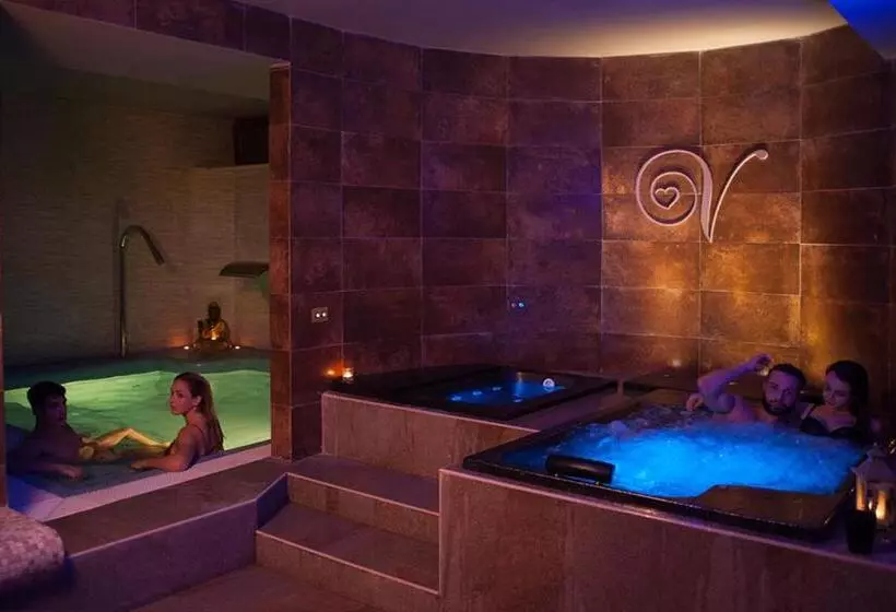 Aamiaismajoitus (B&B) Halex Room&food