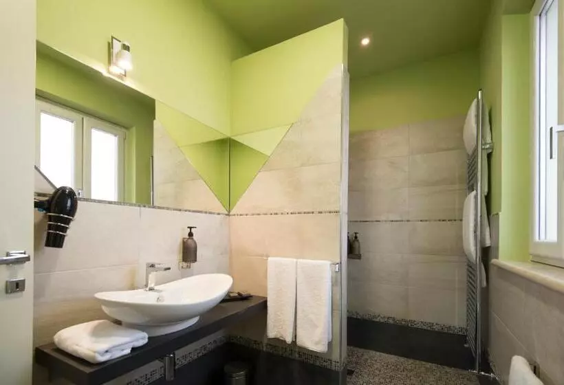 Aamiaismajoitus (B&B) Halex Room&food