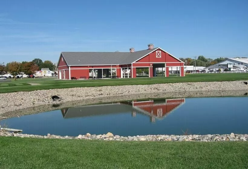 Hotelli Farmstead Inn And Conference Center