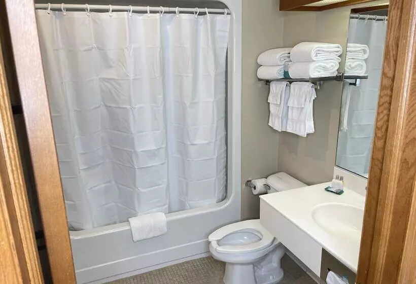 Hotelli Farmstead Inn And Conference Center