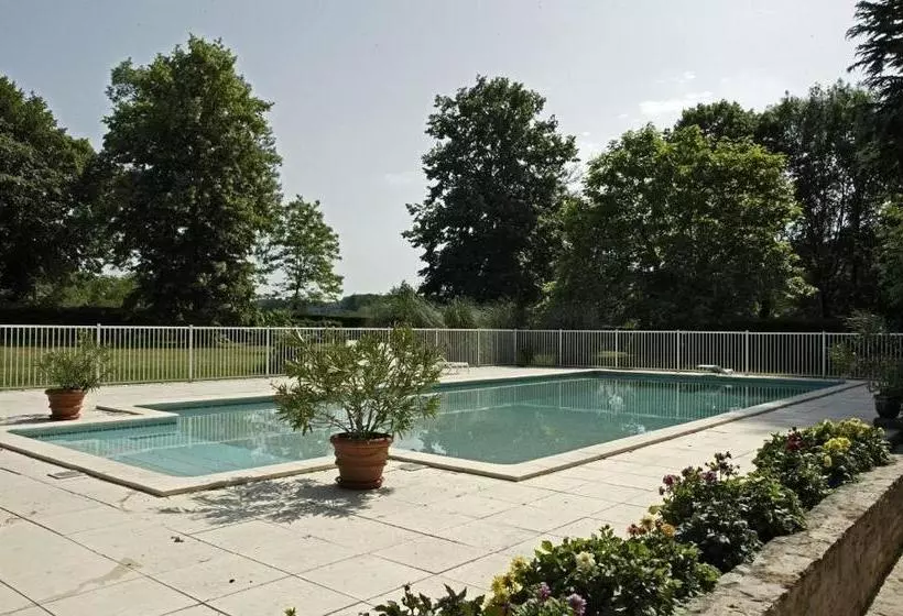 Hotelli Hostellerie De La Commanderie