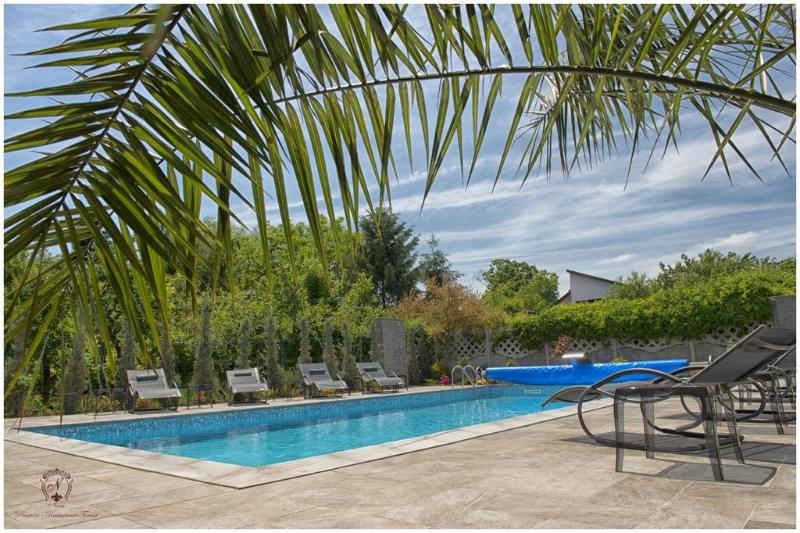 ホテル Pensiunea Nora Prestige