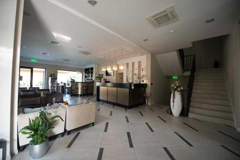 ホテル Pensiunea Nora Prestige