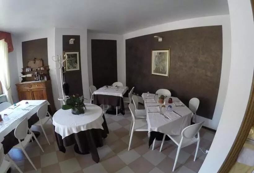 ホテル Ristorante Centrale
