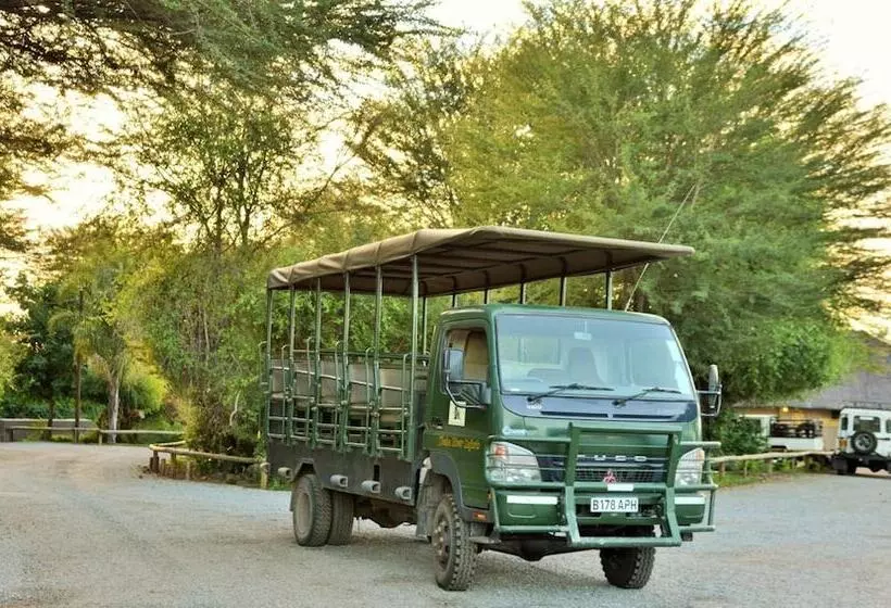 هتل Thebe River Safaris