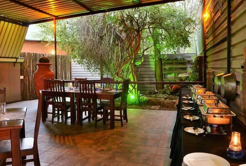 هتل Thebe River Safaris